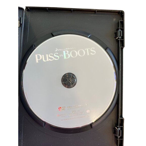 Puss In Boots DreamWorks DVD Adventure Comedy Movie Pre-Owned - Picture 2 of 4